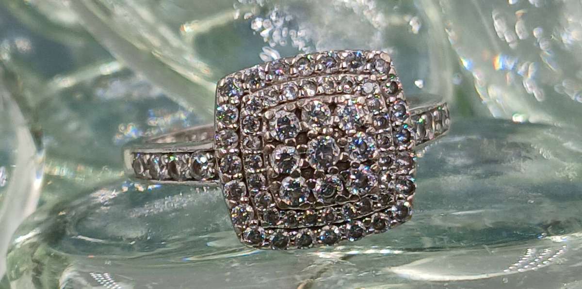 Elegant Sterling Silver Ring