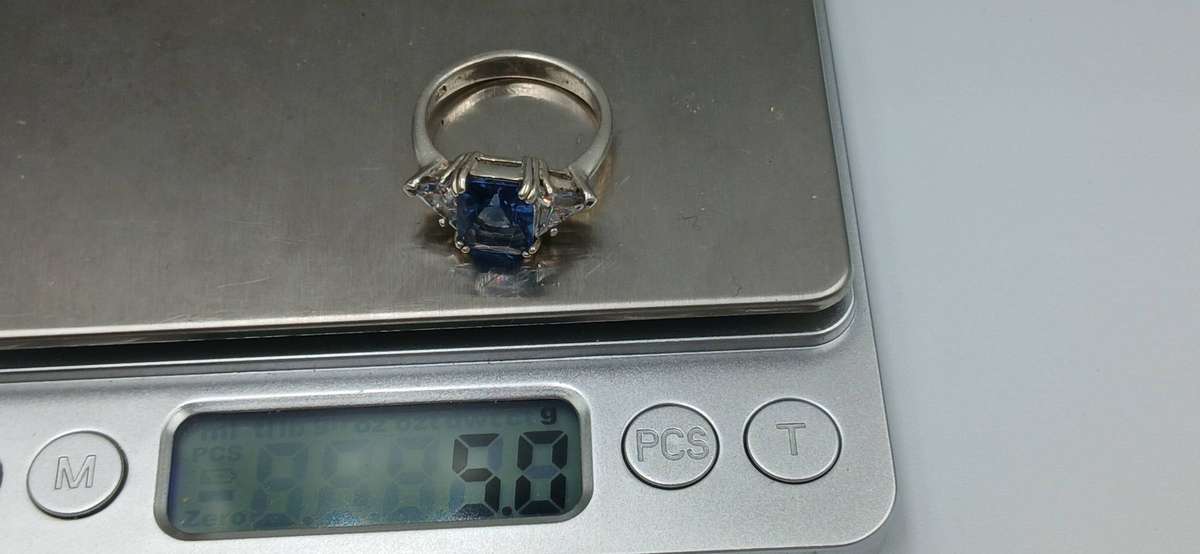 Beautiful Sterling Silver Ring with Large Blue Stone