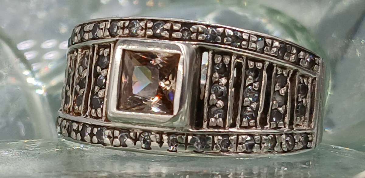 Beautiful Sterling Silver Ring