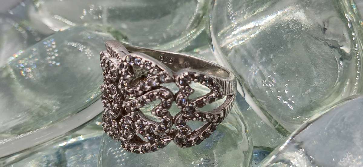 Beautiful Sterling Silver Ring