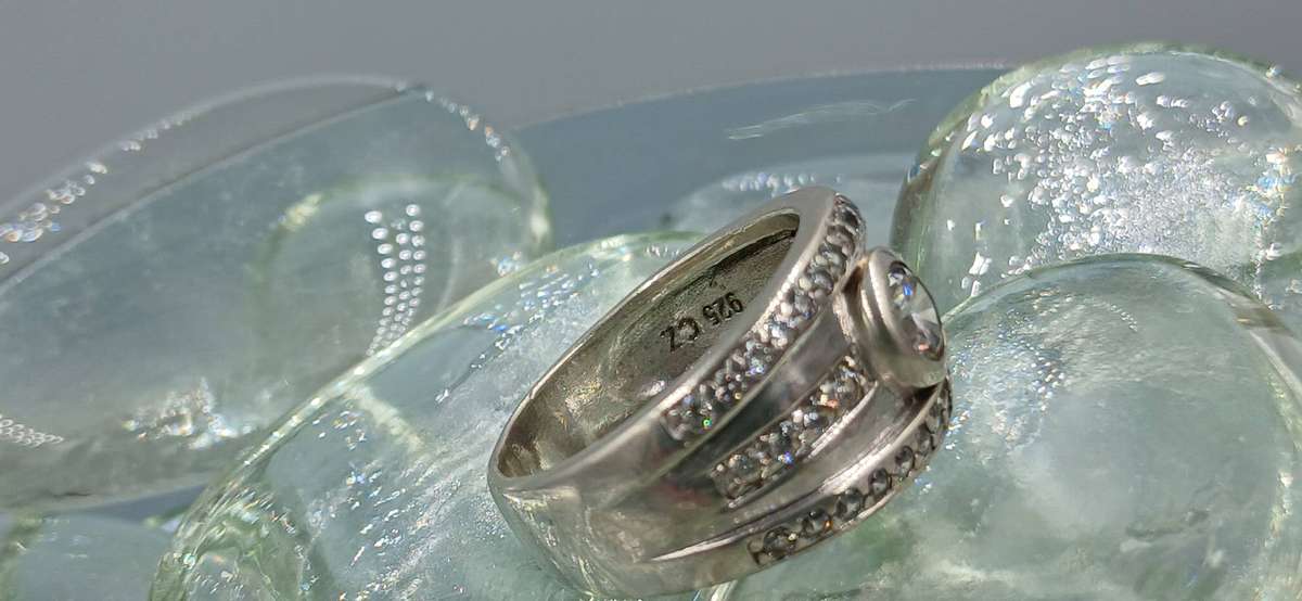 Beautiful Sterling Silver Ring With CZ