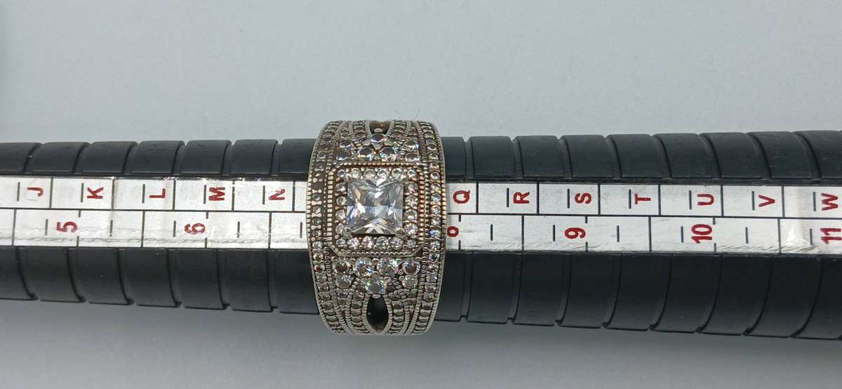 Beautiful Sterling Silver Ring