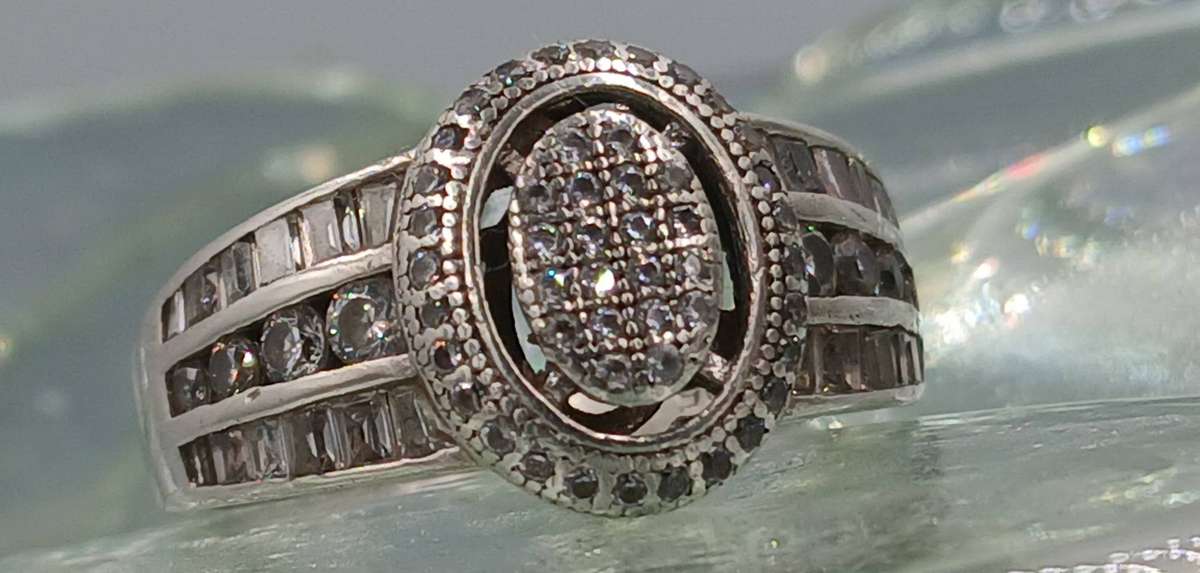 Elegant Sterling Silver Ring