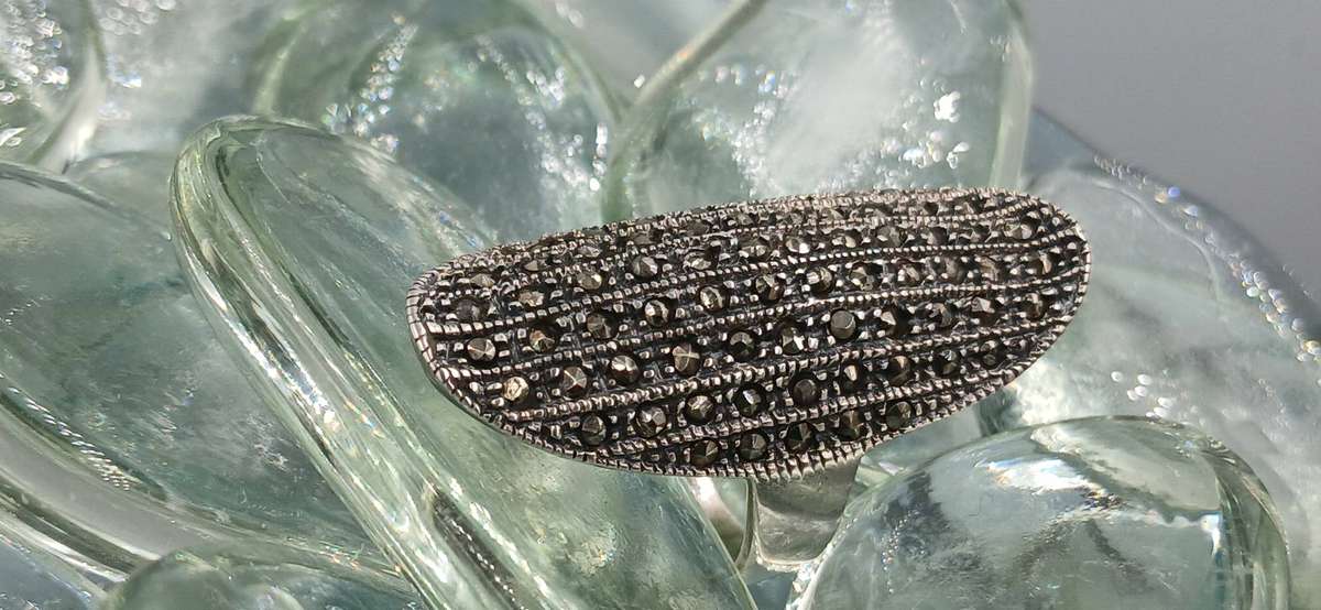 Vintage Sterling Silver Marquisette Long Ring