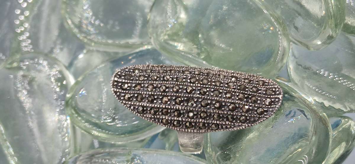 Vintage Sterling Silver Marquisette Long Ring