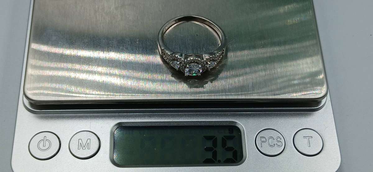 Stunning Sterling Silver Ring