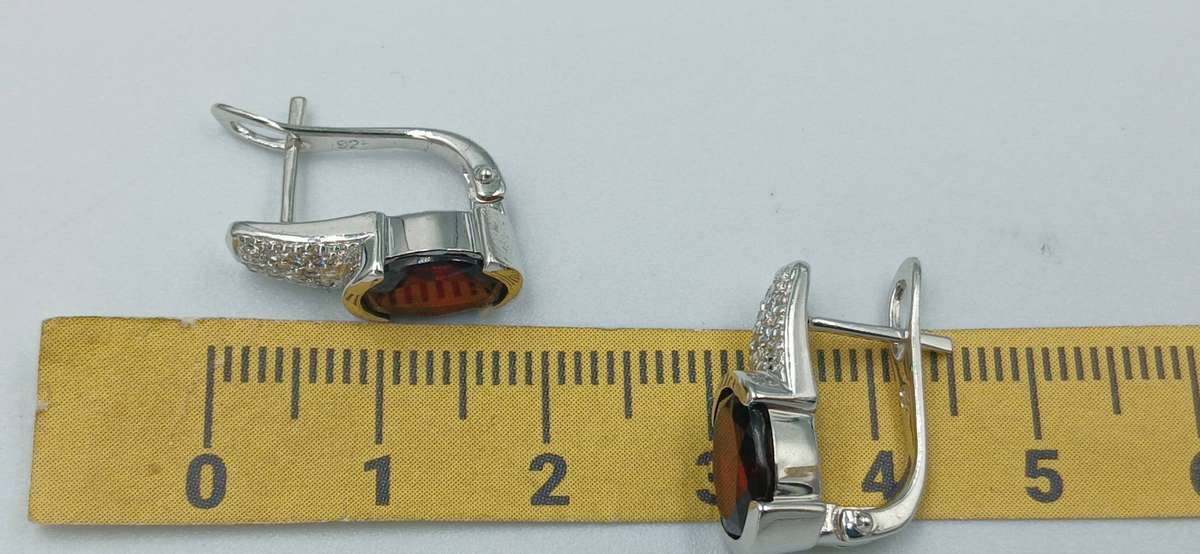 Elegant Sterling Silver Set \Earrings & Ring\