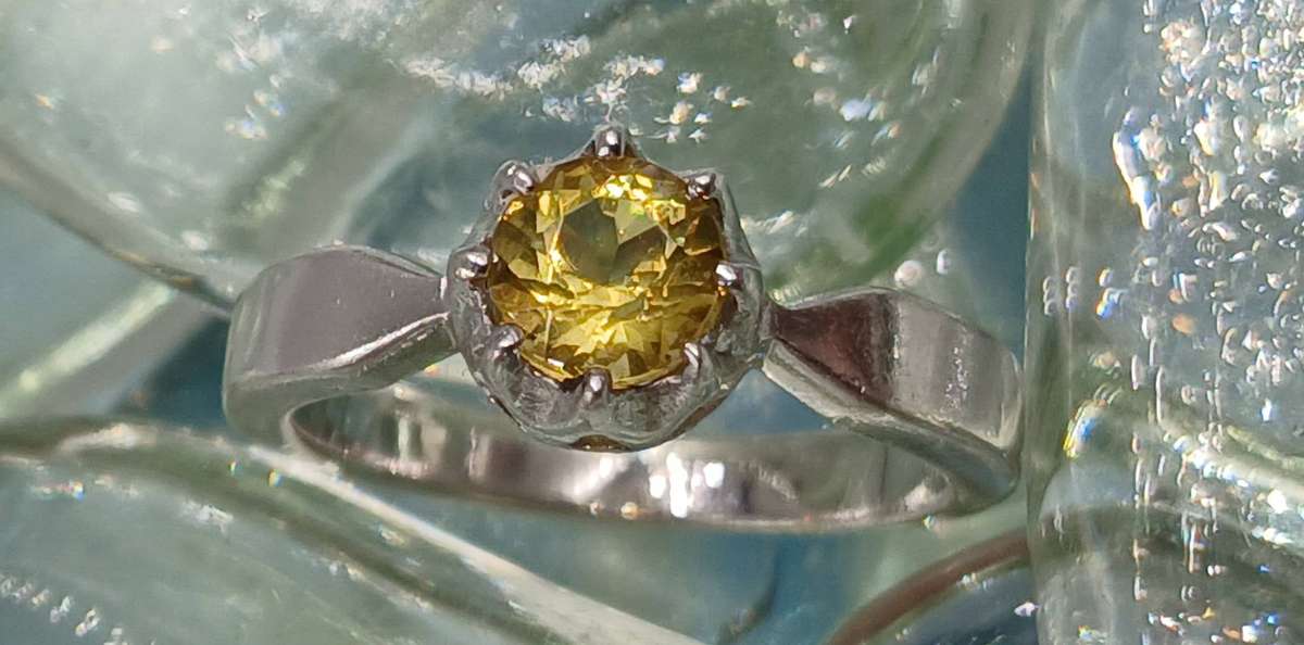 Beautiful Sterling Silver Ring with Citrine