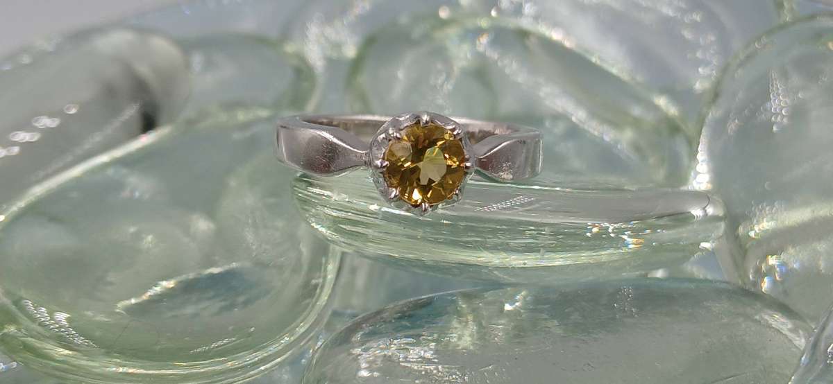 Beautiful Sterling Silver Ring with Citrine
