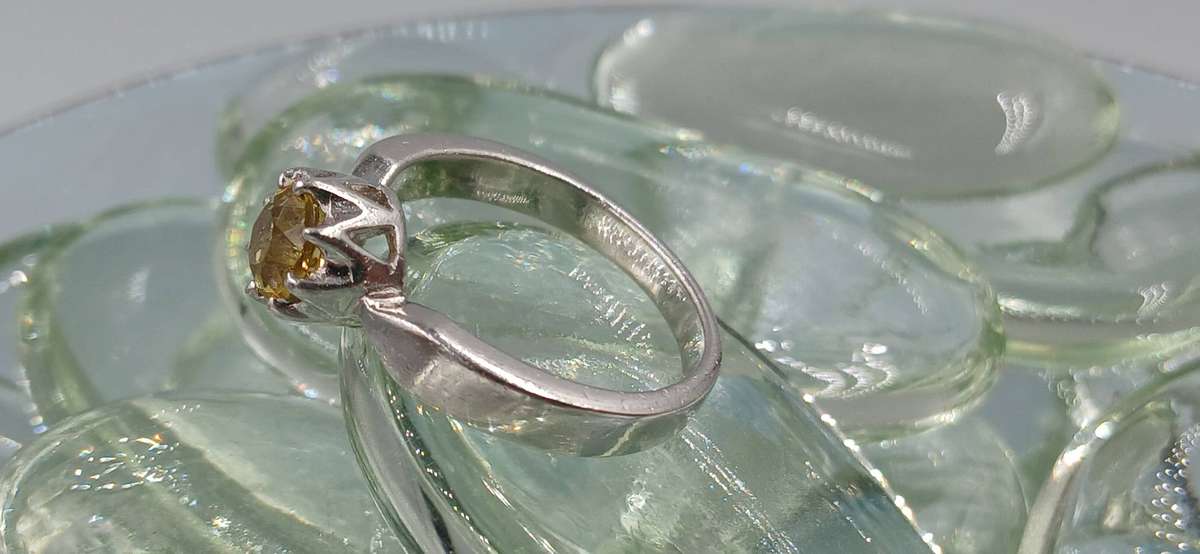 Beautiful Sterling Silver Ring with Citrine