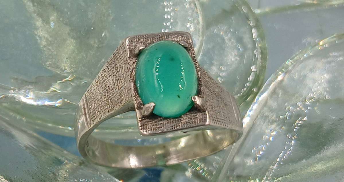 Vintage Sterling Silver Ring with Oval-Cut Green Stone