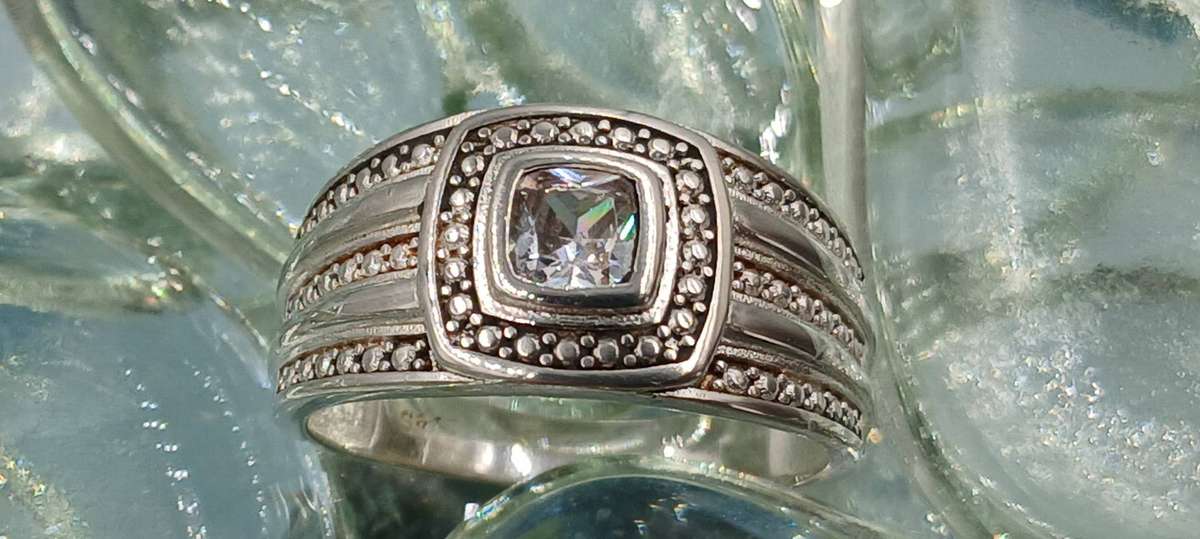 Beautiful Sterling Silver Ring