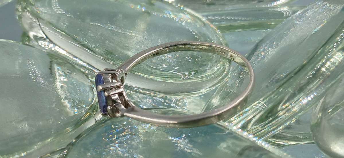 Elegant Sterling Silver Ring