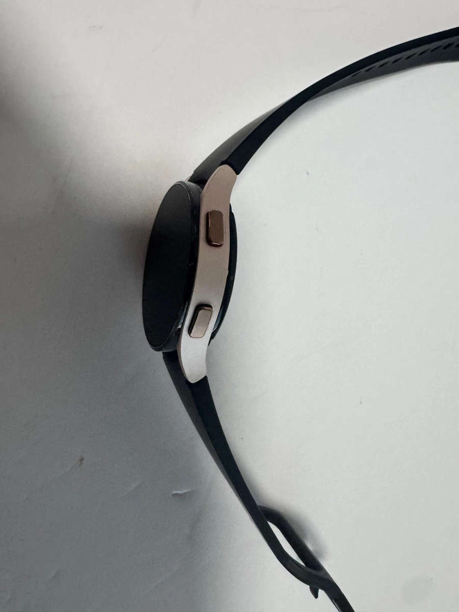 Galaxy S23 ULTRA  & Watch 4 Combo