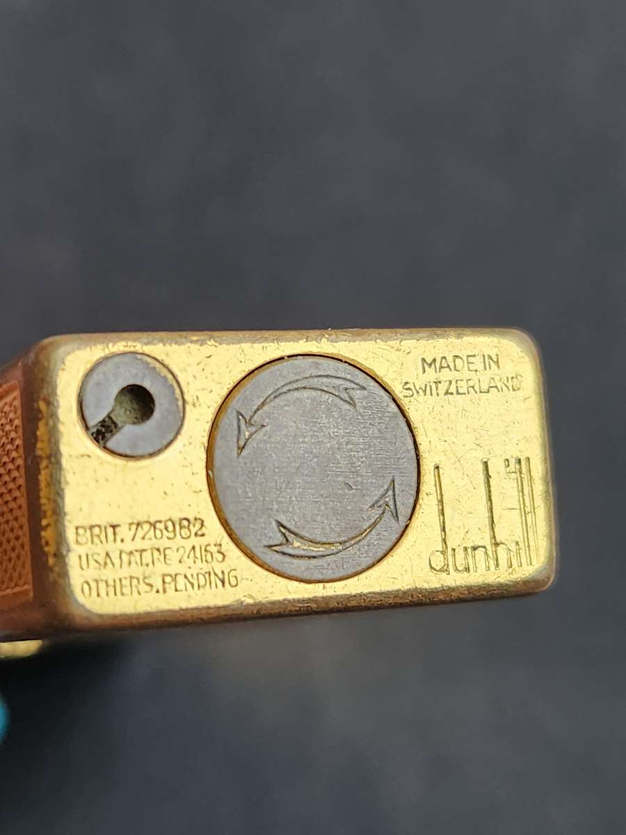 Vintage Dunhill Rollagas Lighter (needs flint and gas) (ideal for spares) - as per photograph
