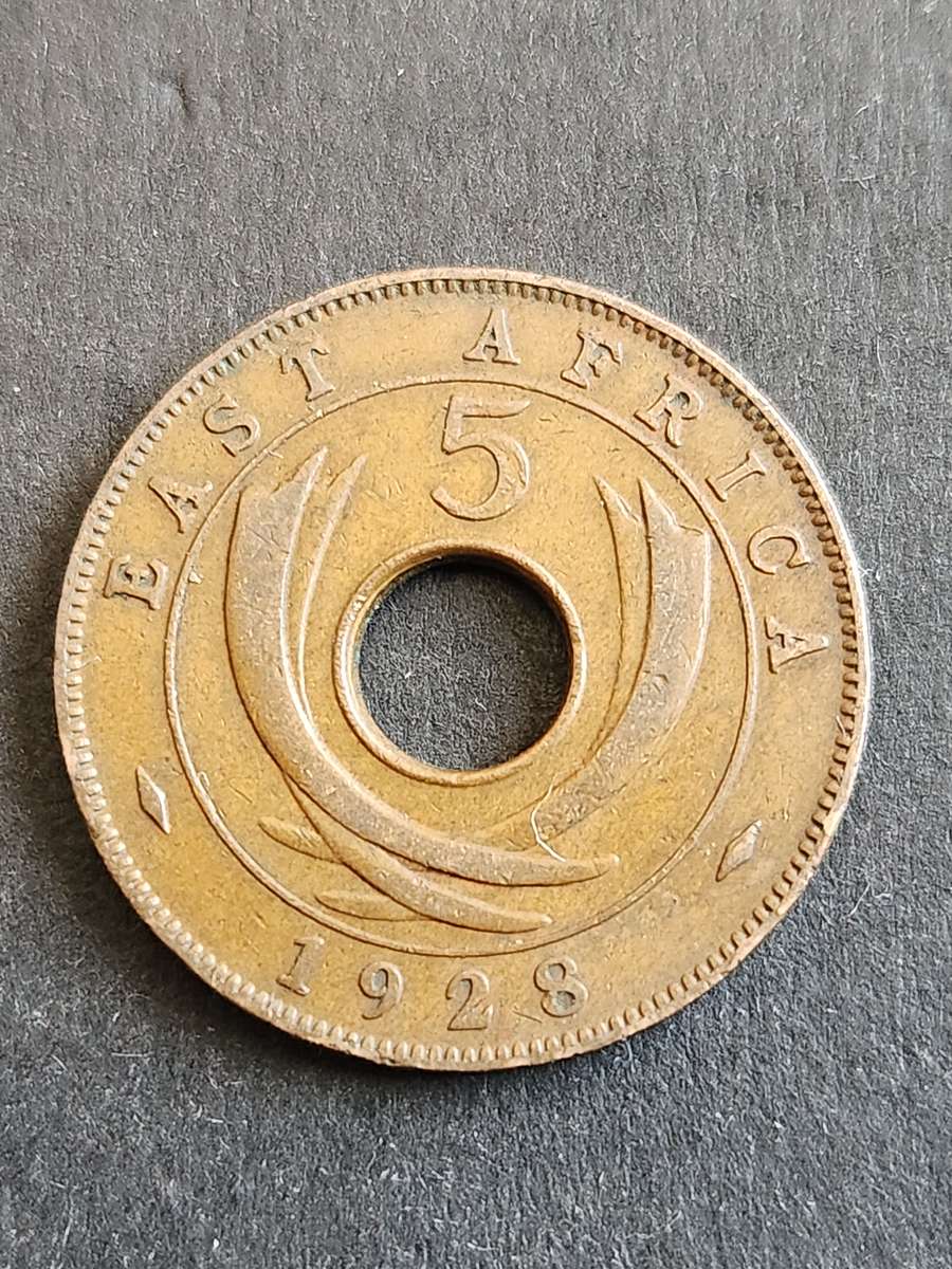 East Africa 5 Cents 1928 - as per photograph