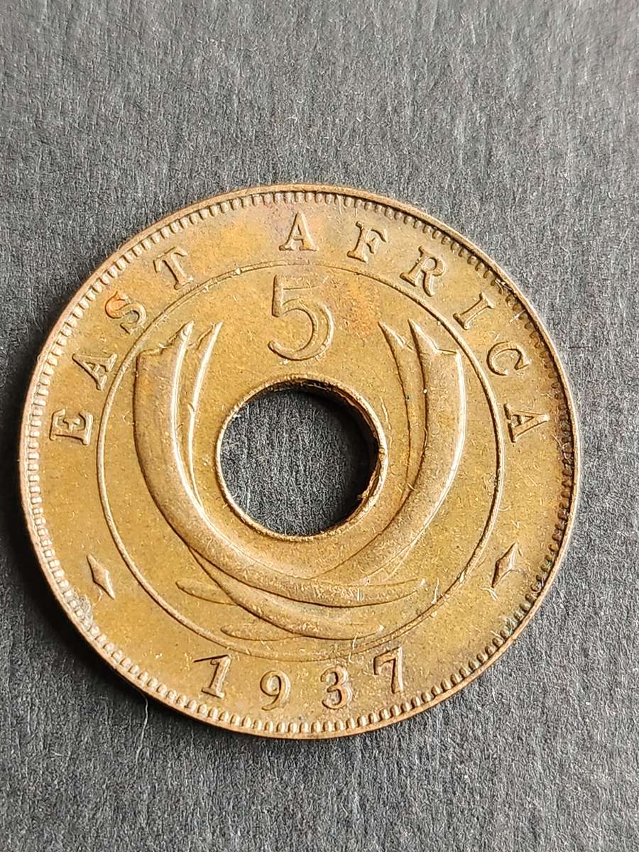 East Africa 5 Cents 1937 (nice condition) - as per photograph