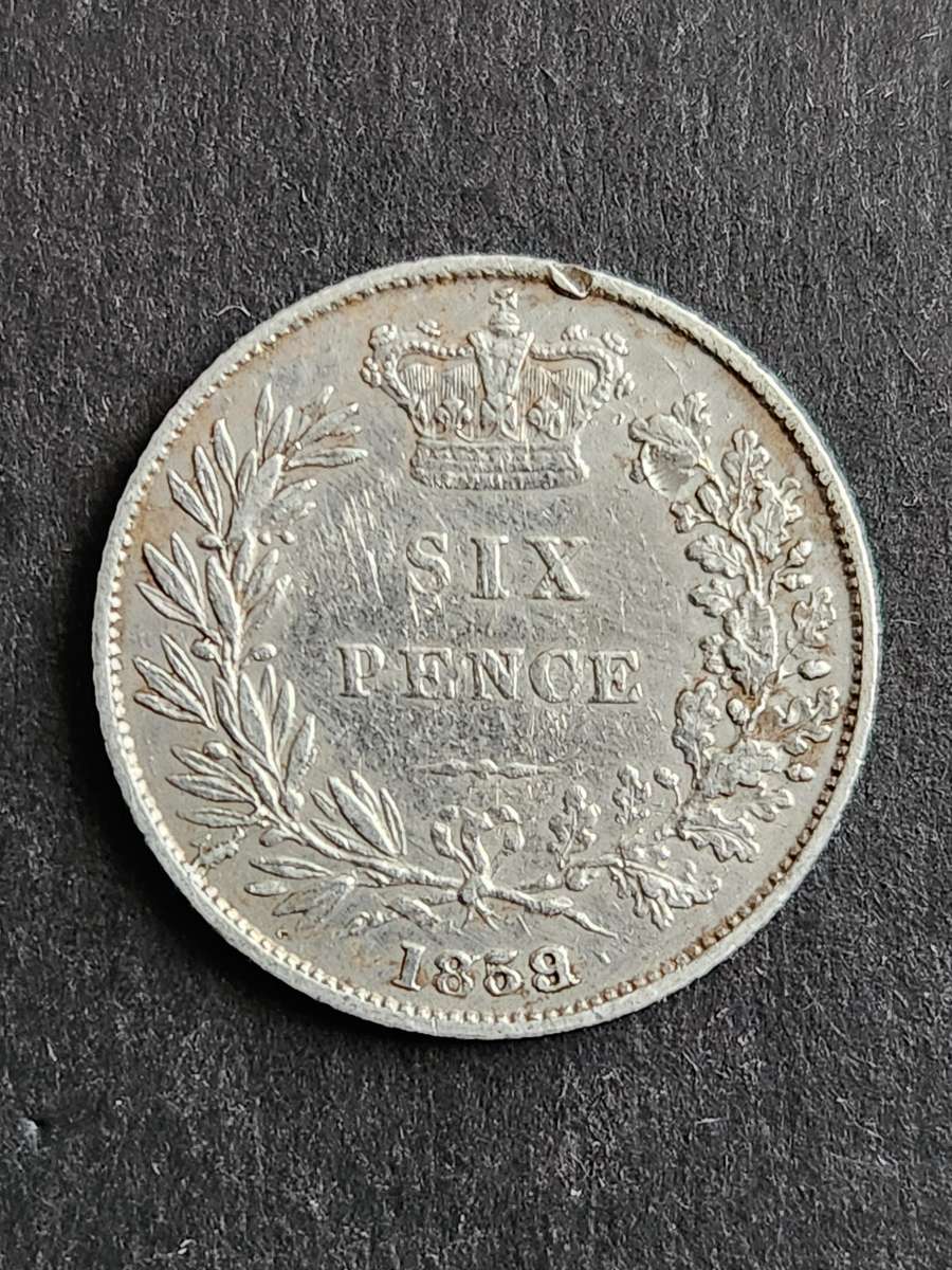 UK Sixpence Queen Victoria Younghead 1959 - as per photograph