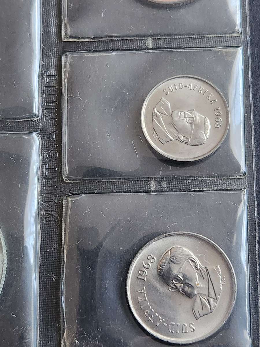 SA Mint Pack 1968 Afrikaans (including Silver One Rand) - as per photograph