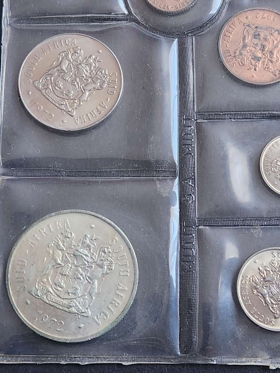 SA Mint Pack 1972 (including Silver One Rand) - as per photograph