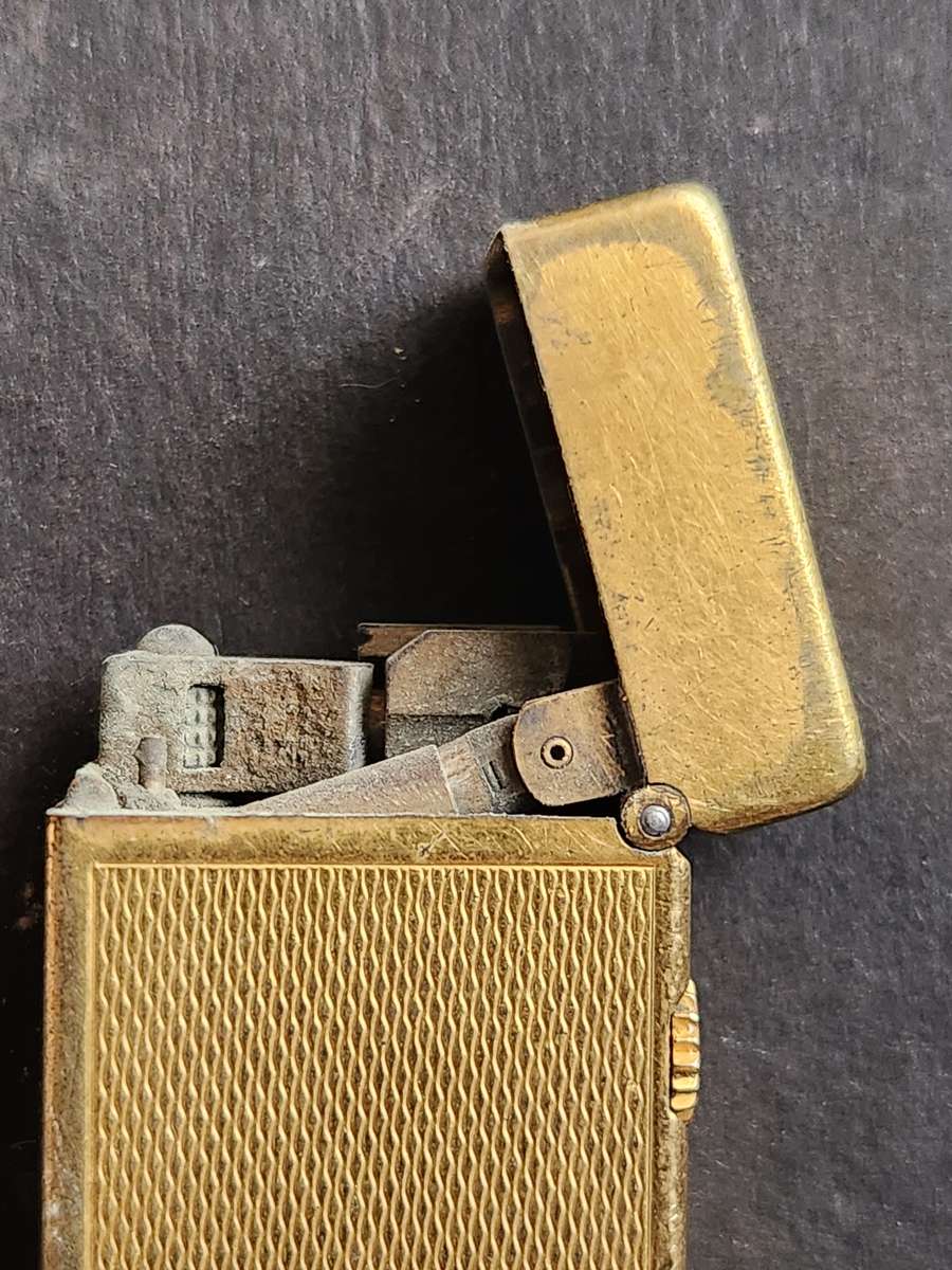 Vintage Dunhill Rollergas Lighter (needs flint and gas) - as per photograph