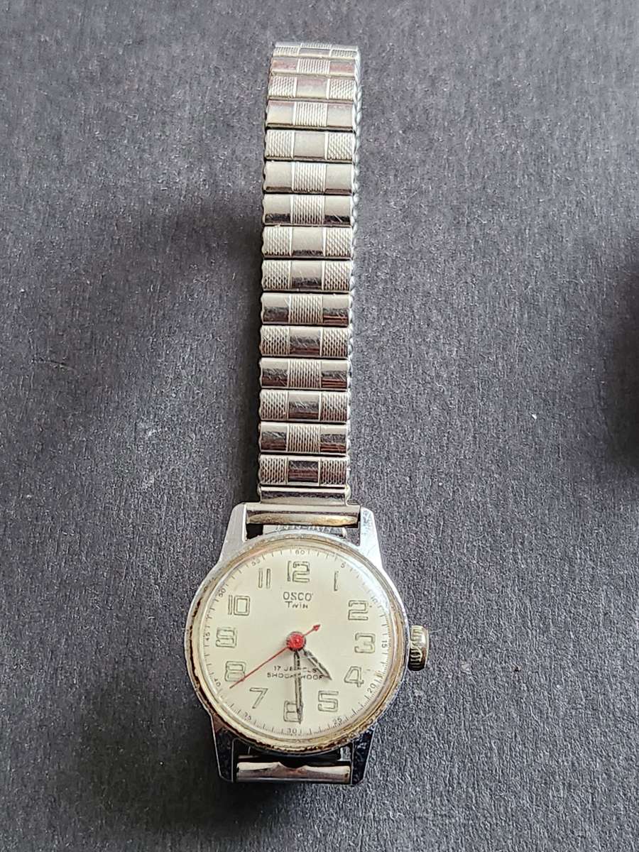 Vintage Ladies Osco Twin 17 Jewels Shock Proof Mechanical Wrist Watch (not working) - as per photogr