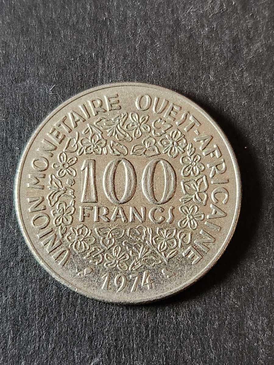 Central Africa 100 Francs 1974 - as per photograph