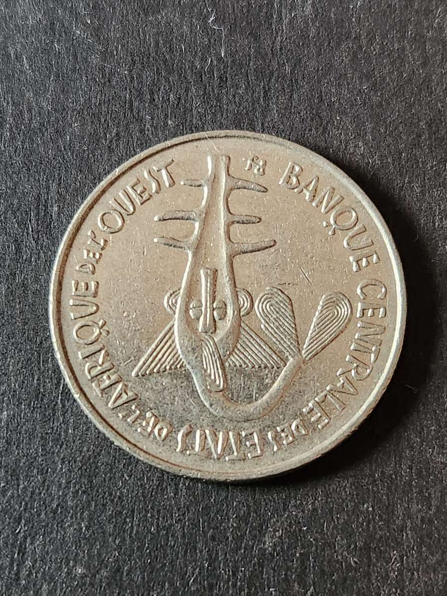 Central Africa 100 Francs 1974 - as per photograph