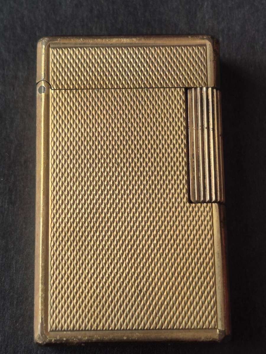 St. Dupont Lighter - made in France (large gold plated) - nice condition - needs to be gassed
