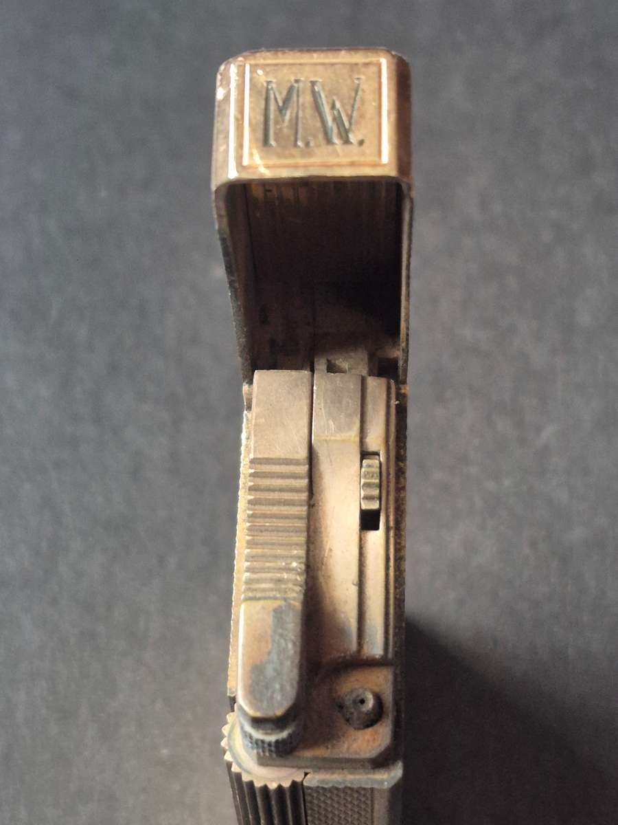 St. Dupont Lighter - made in France (large gold plated) - nice condition - needs to be gassed