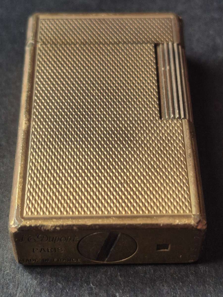 St. Dupont Lighter - made in France (large gold plated) - nice condition - needs to be gassed