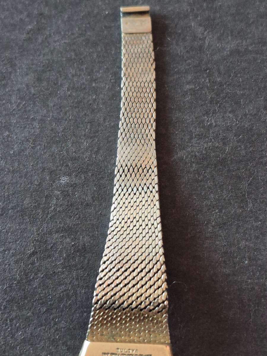 Vintage Ladies Bulova Accutron 10 Microns Rolled Gold Quartz Watch (not working)