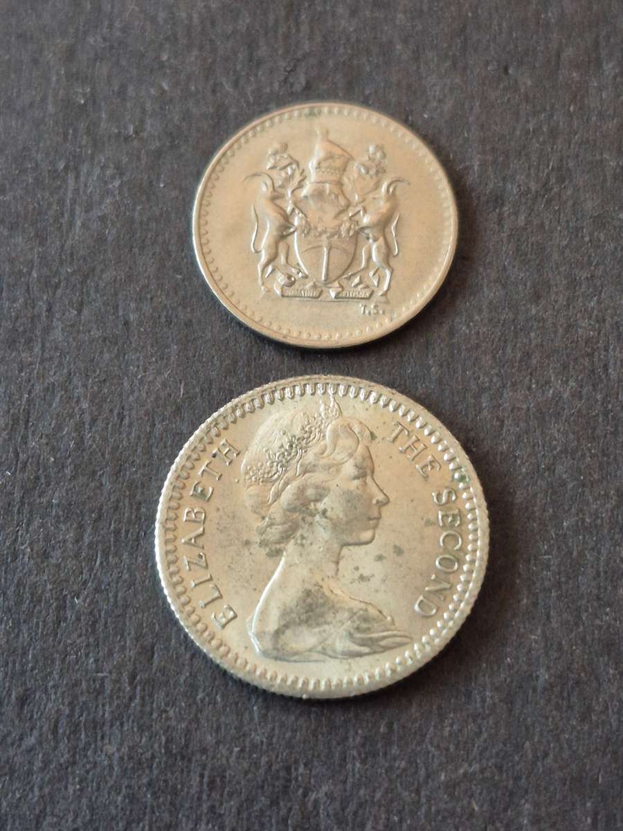 Rhodesia 2 1/2 Cents 1970 and 5 Cents 1964 (nice condition)