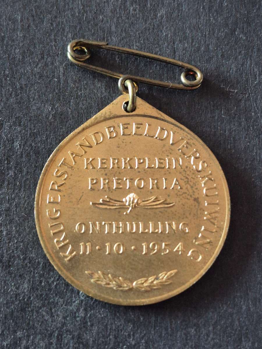 Bronze Medallion- unveiling of Paul Kruger statue Pretoria 11.10.1954