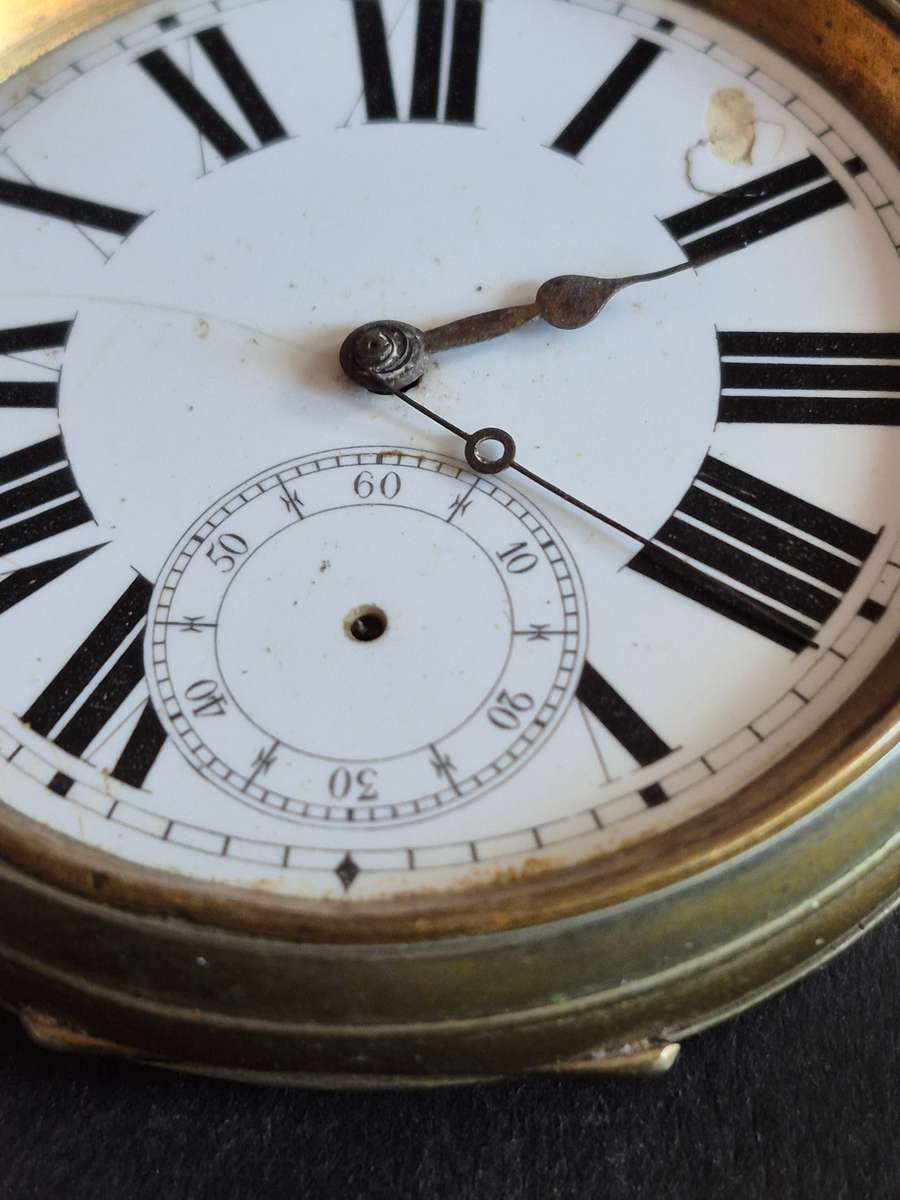 Vintage Golliath Pocket Watch no. 220581 Nickle Plated 60mm x 60mm (not working)