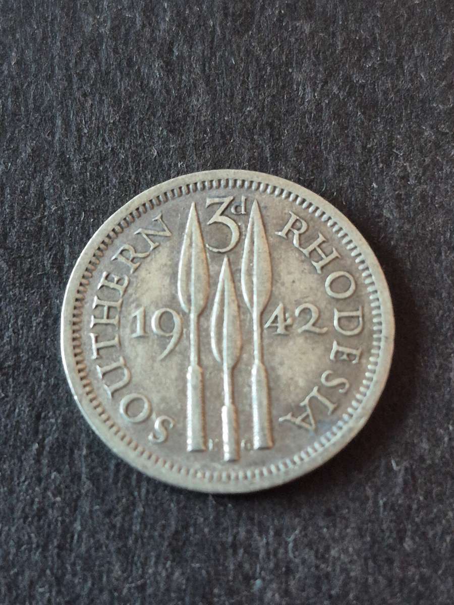 Southern Rhodesia Threepence 1942  .925 Silver