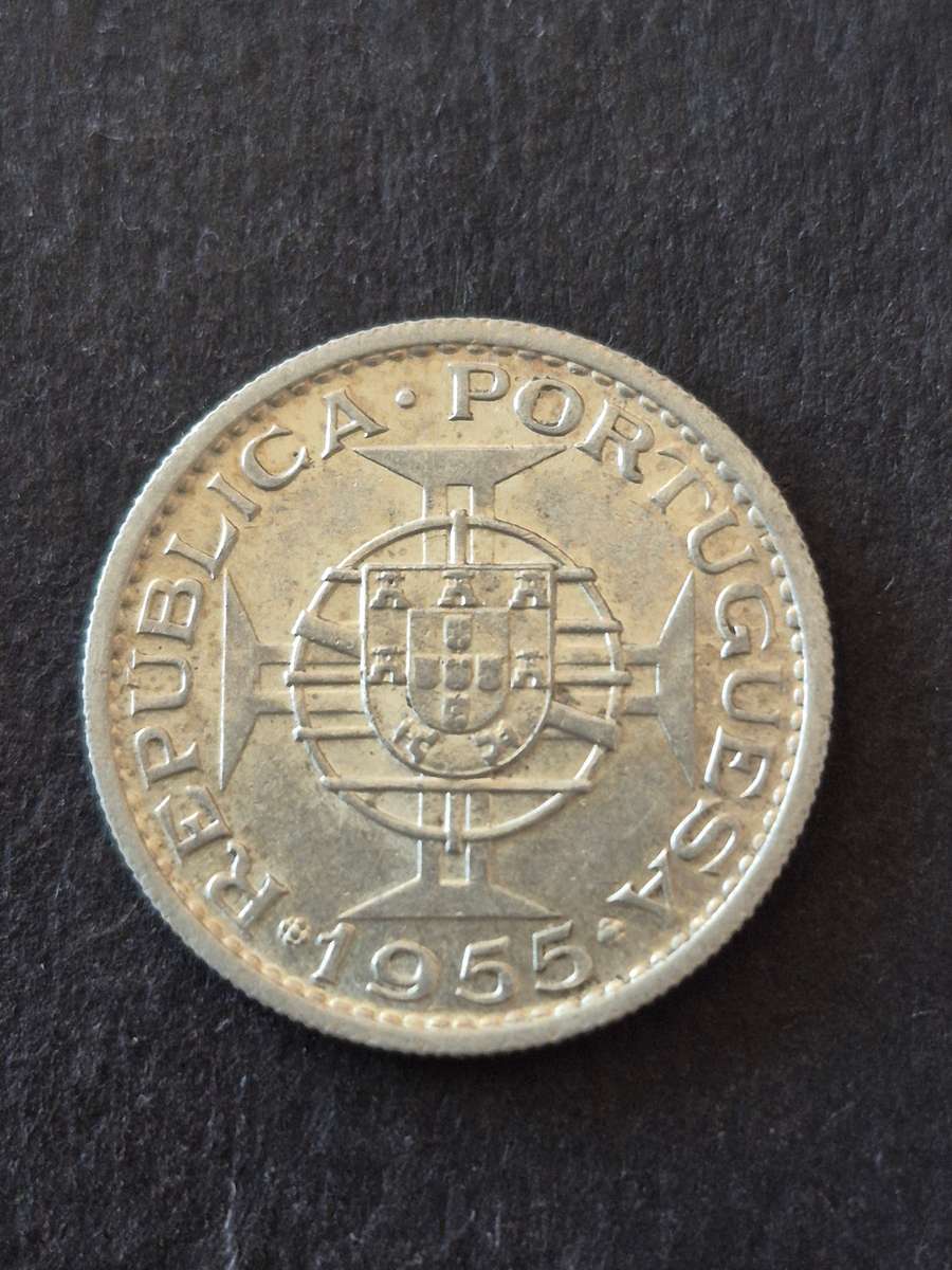 Republica Portuguesa Mozambique 10 Escudos 1955 Silver