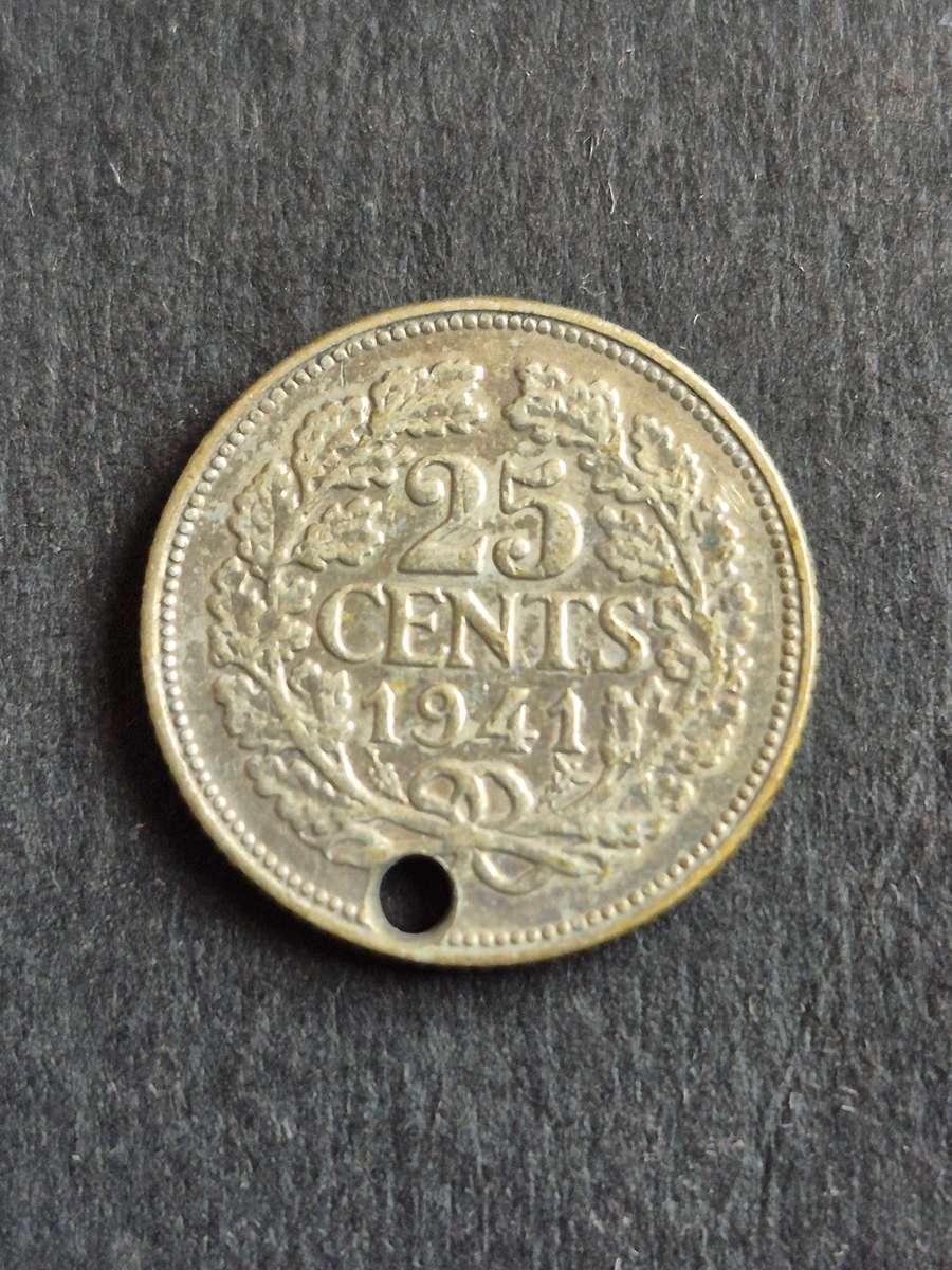 Nederlands 25 Cents 1941 Silver Filler Coin (holed)