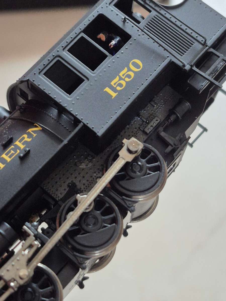 Spectrum Item no. 81805 "HO" 0-6-0 Saddle Tank Switcher - DCC Ready (Southern)