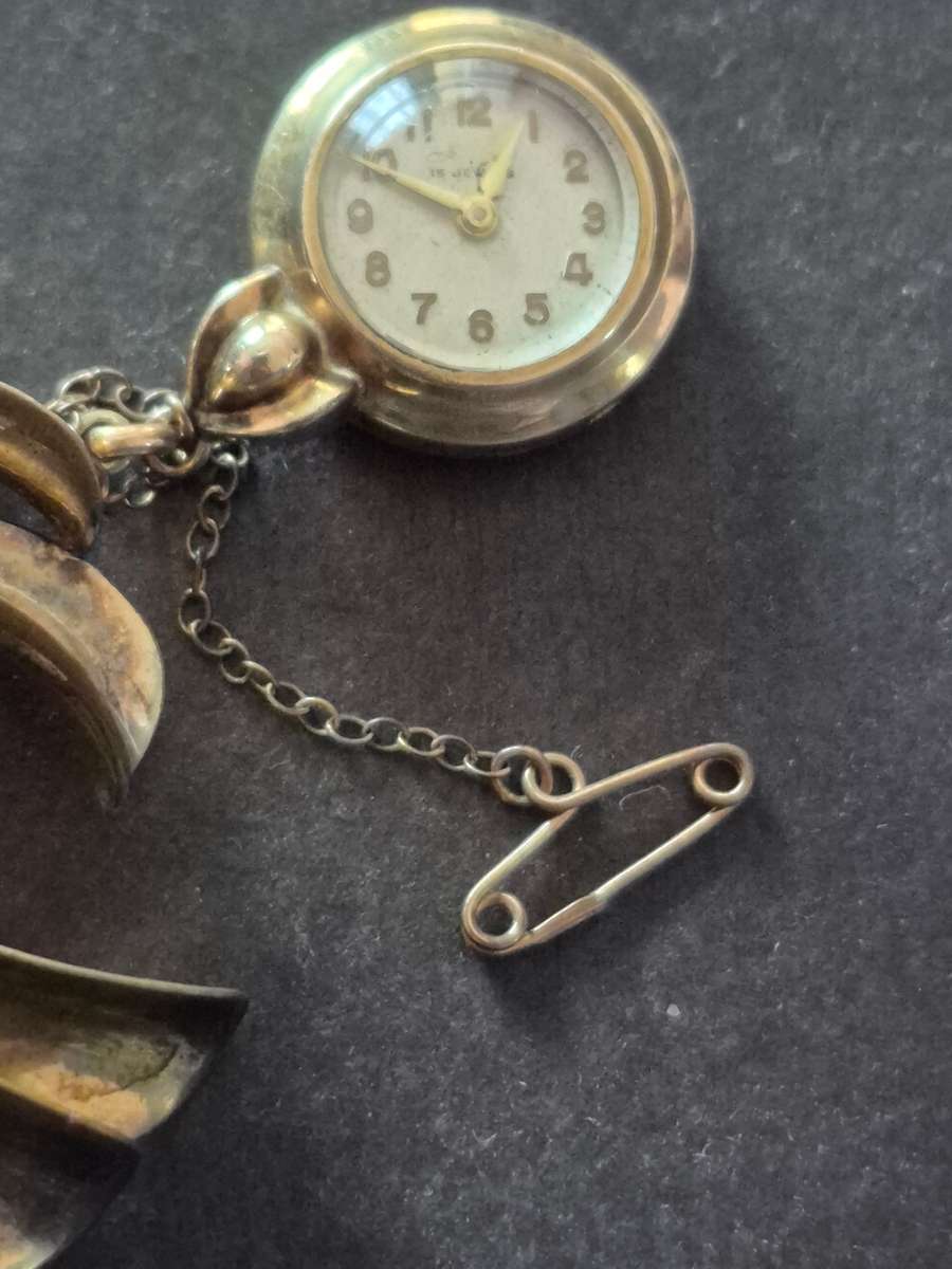 Rolled Gold 15 Jewels Nurse's Fob Watch missing Winder (20 Microns) not working