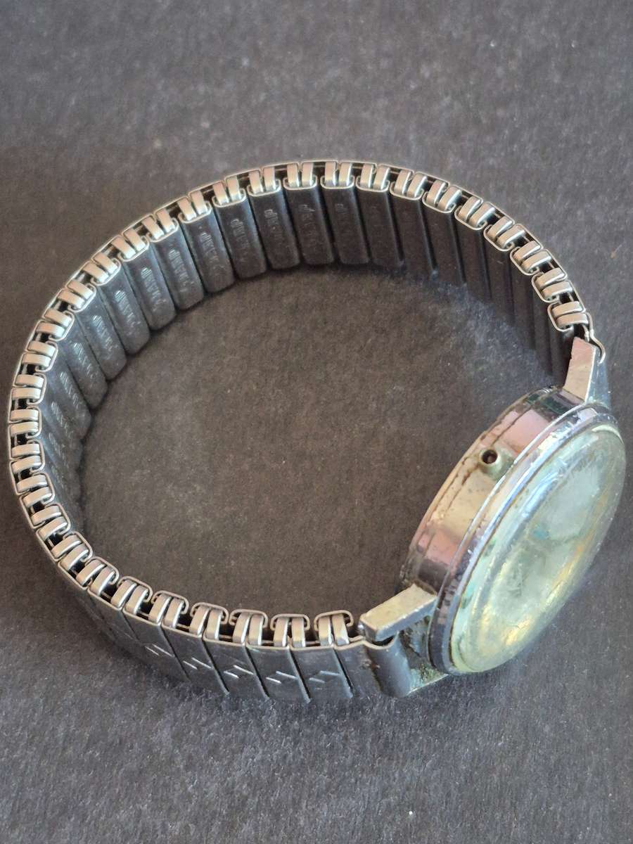 Vintage Rotary Mechanical Wrist Watch (not working)