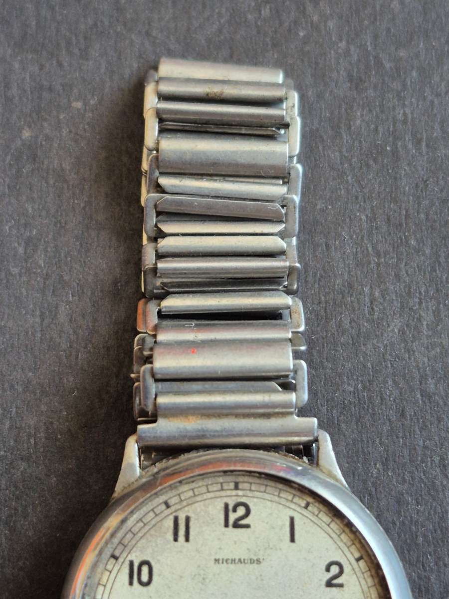 Vintage Buren Grand Prix 17 Jewels Swissmade Mechanical Wrist Watch Jeweller- Michauds (sold as is)
