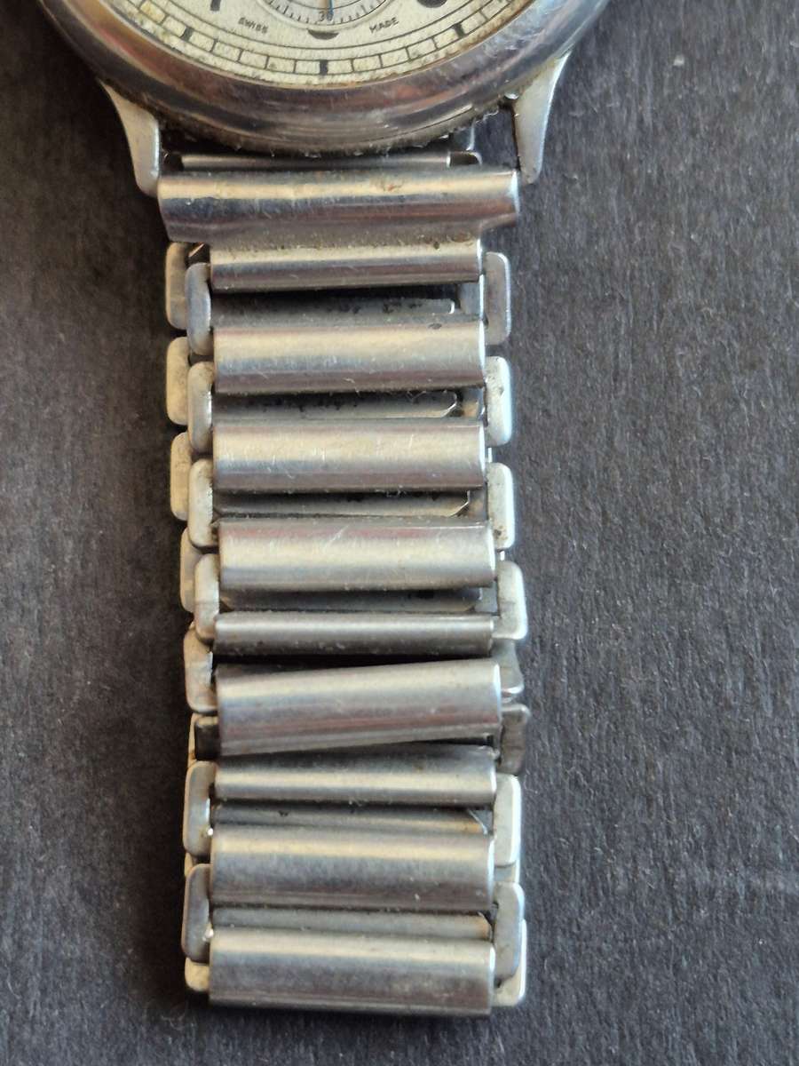 Vintage Buren Grand Prix 17 Jewels Swissmade Mechanical Wrist Watch Jeweller- Michauds (sold as is)