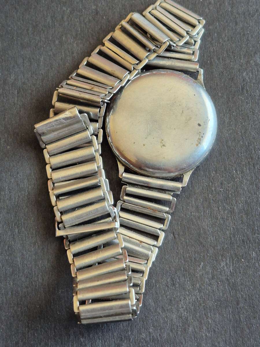 Vintage Buren Grand Prix 17 Jewels Swissmade Mechanical Wrist Watch Jeweller- Michauds (sold as is)