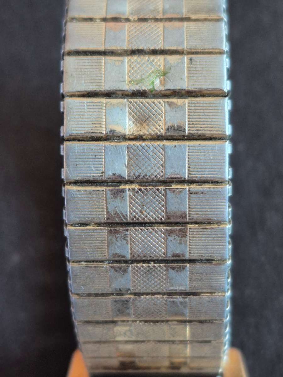 Vintage Spera 15 Jewels Shock Protected Swissmade Mechanical Wrist Watch (not working)