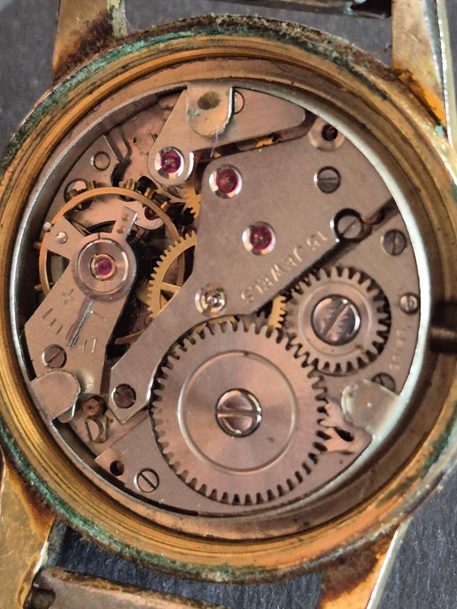 Vintage Spera 15 Jewels Shock Protected Swissmade Mechanical Wrist Watch (not working)