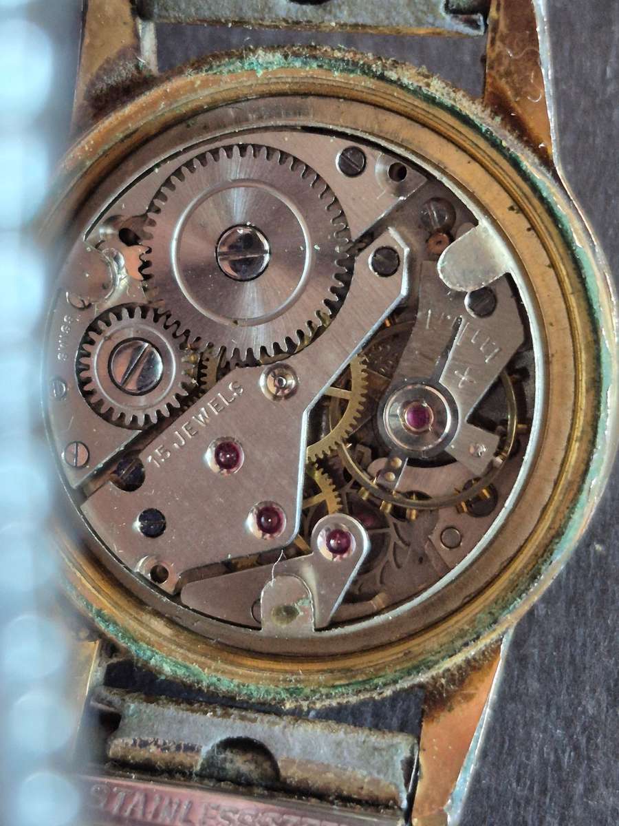 Vintage Spera 15 Jewels Shock Protected Swissmade Mechanical Wrist Watch (not working)