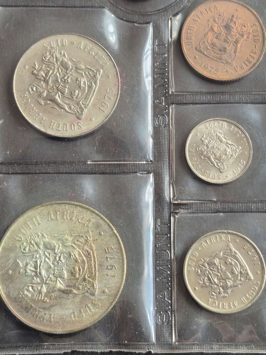 SA Mint Pack 1975 (including Silver One Rand)