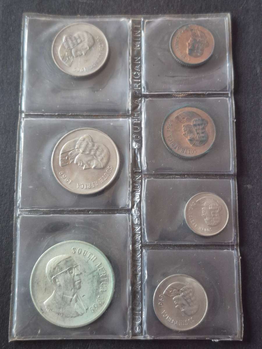 SA Mint Pack 1969 English (scarce date)