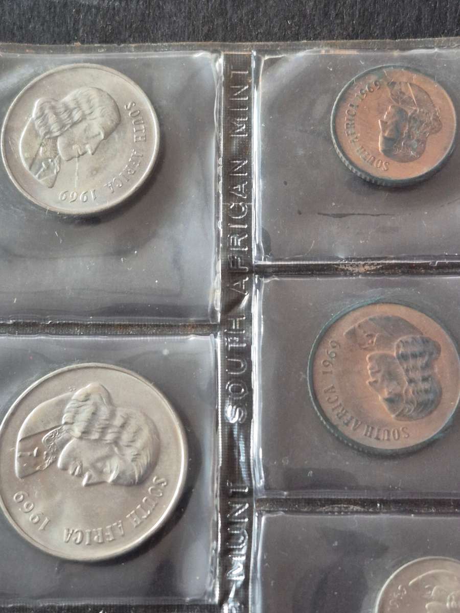 SA Mint Pack 1969 English (scarce date)